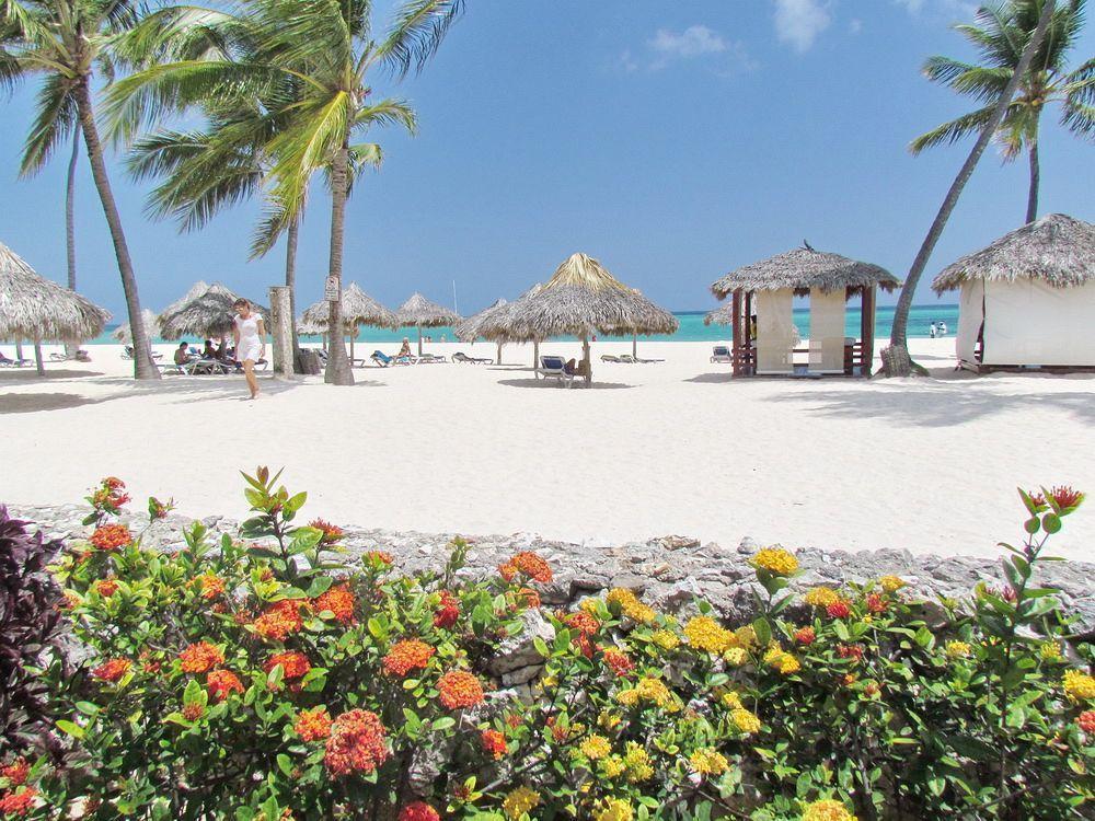 Aventura Village Los Corales Beach And Spa 푼타 카나 외부 사진