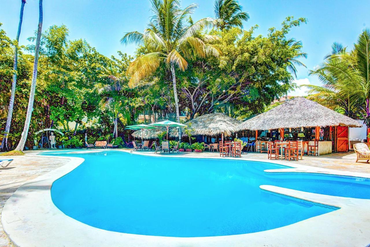 Aventura Village Los Corales Beach And Spa 푼타 카나 외부 사진